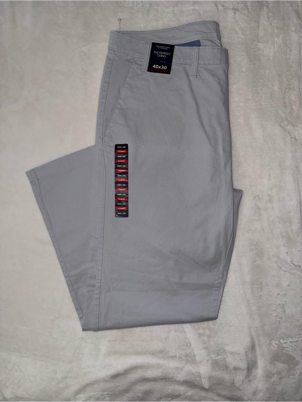 The Perfect Chino by Roundtree & Yorke - 40 x 30